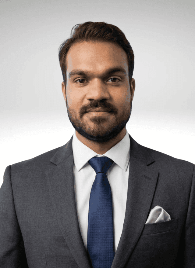 Adv. Shaharukh Khan